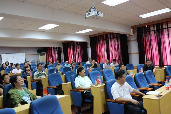1505211699873050567.jpg 全院大会0.jpg